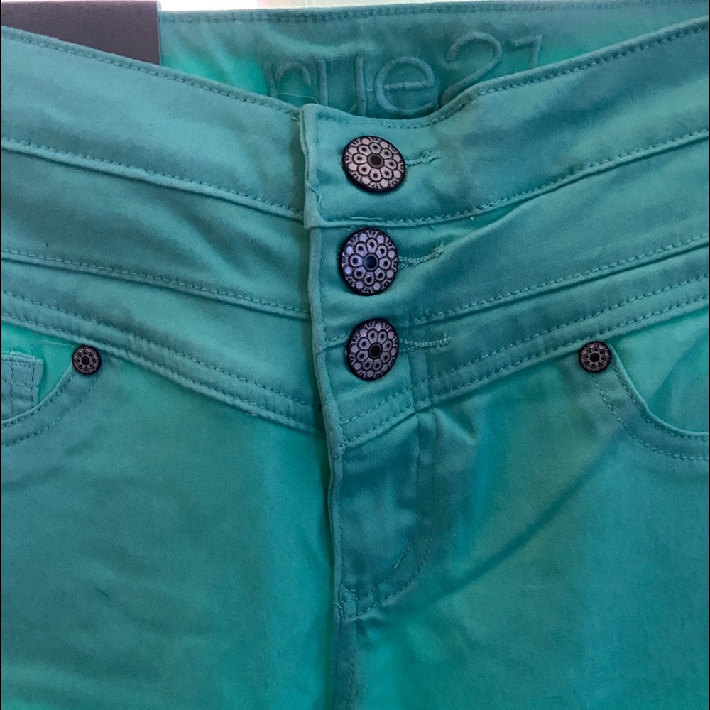 Rue 21 NWT size 5/6 mint color high rise jeggings